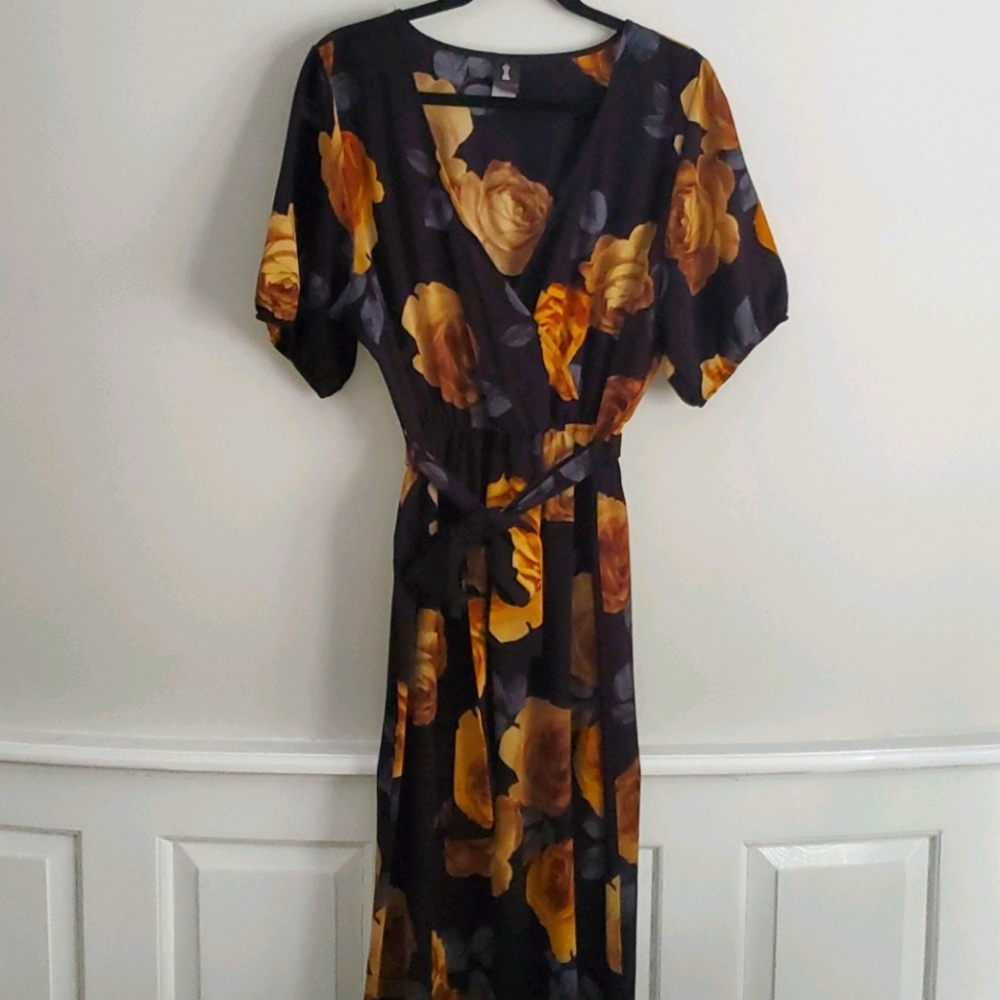 Beautiful rose long summer dress with tie belt